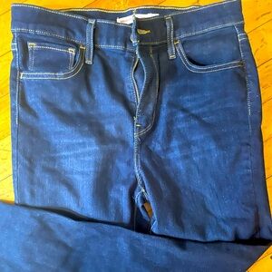 Levi’s 720 High-Rise Jeans size 29